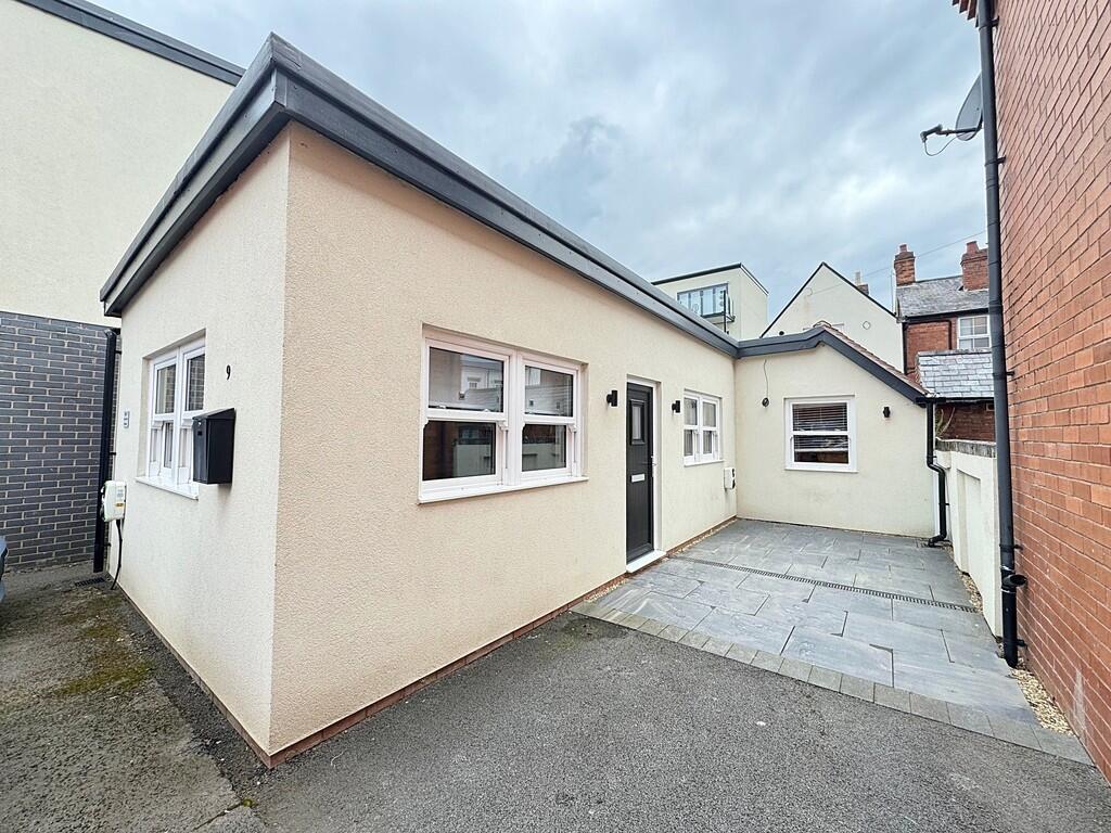 Main image of property: Payne House, Warwick Road, Kenilworth