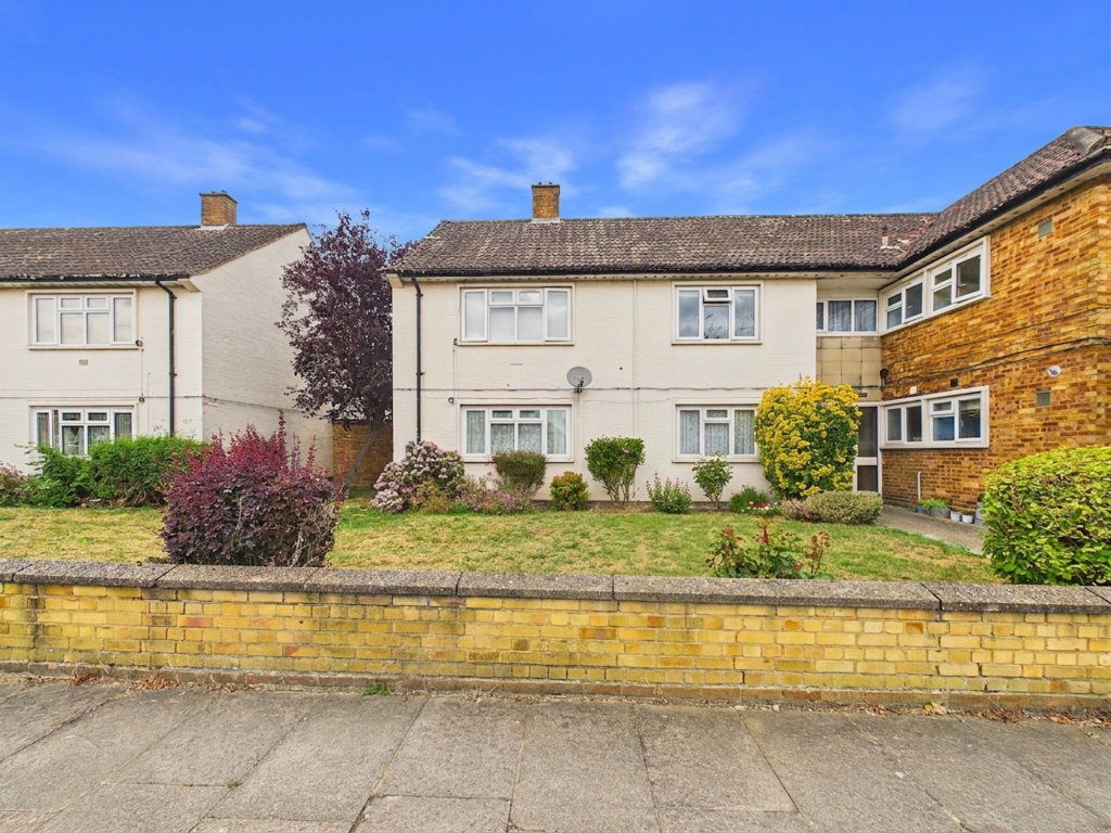 Main image of property: Victoria Road, Ruislip, HA4