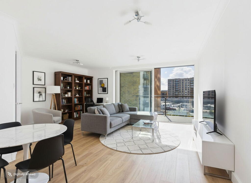 Main image of property: 80 Boardwalk Place , London , London , E14 5SH