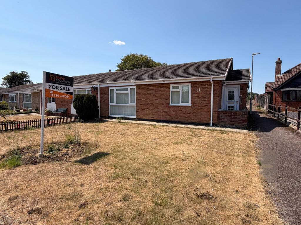 Main image of property: Park Close, Moggerhanger, MK44
