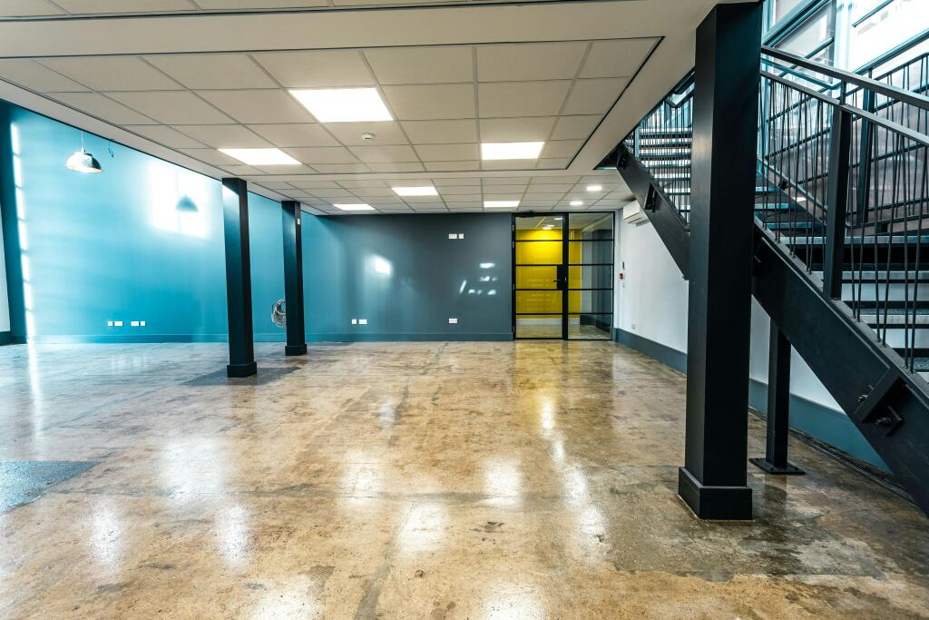 C1 P1011519HDR.jpg