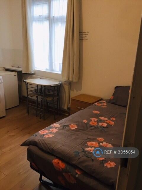 Main image of property: Sutherland Road, London, N17