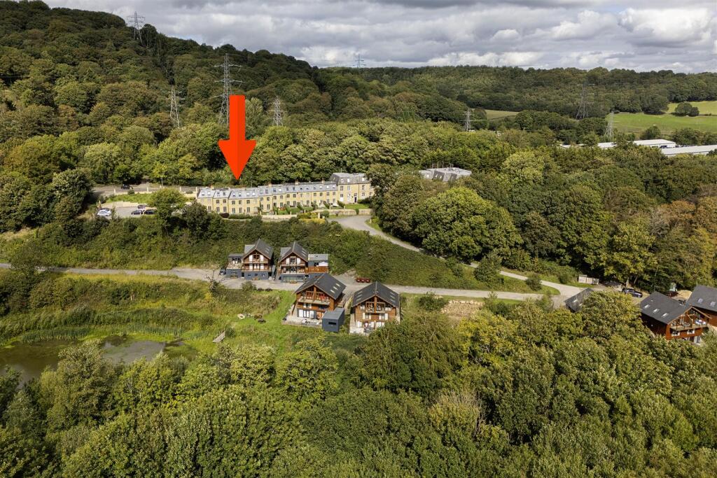 Main image of property: The Courtyard, Ashgrove House, Elland