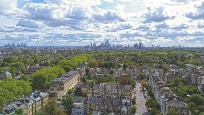 Drone Picture - gold lens 001.jpg