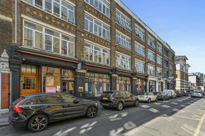 OL-BC-100LeonardStreet-17.jpg