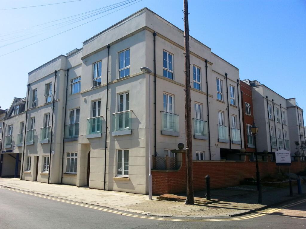 Main image of property: Crescent Road, Regency Apartments, BN11
