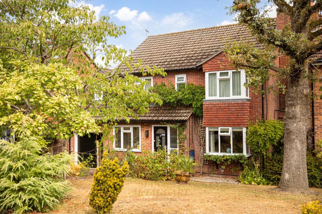 Main image of property: The Oaks, East Grinstead, RH19