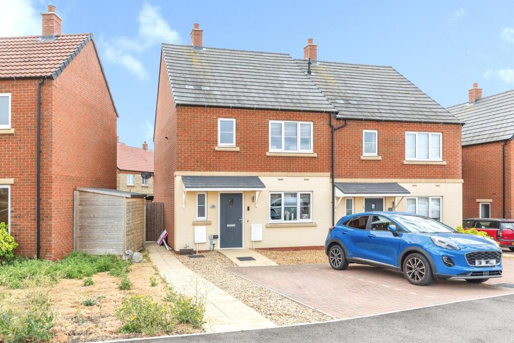 Main image of property: Pentelow Way, Raunds