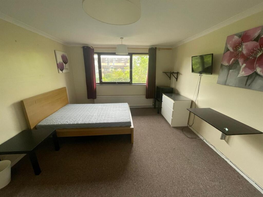 Main image of property: North Twelfth Street, Milton Keynes