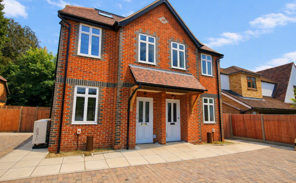 Main image of property: Kingswood Way, Selsdon, CR2 8QL