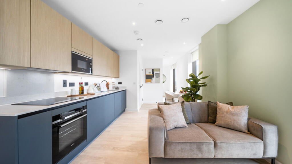 Main image of property: West Parkside,
London,
SE10 0JT