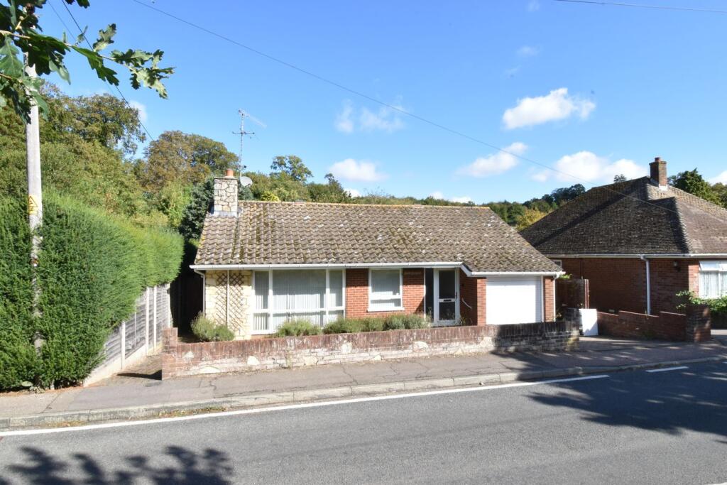 Main image of property: The Street, Doddington, Sittingbourne, ME9