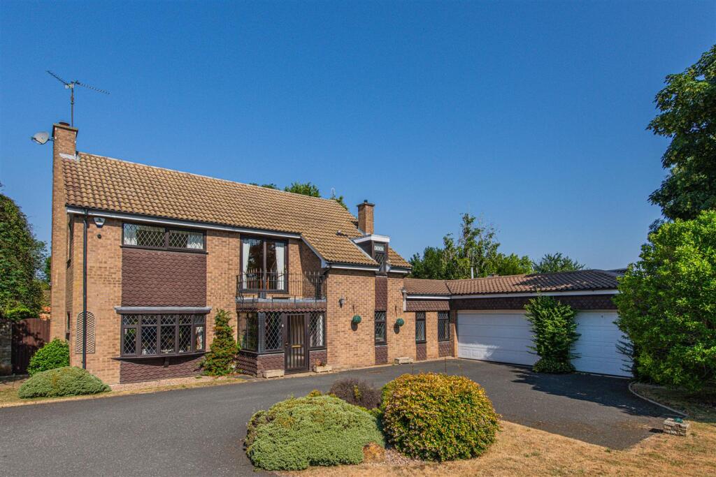 Main image of property: Manor Close, Great Harrowden