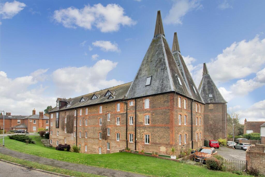 Main image of property: Carpenters Lane, Hadlow, Tonbridge