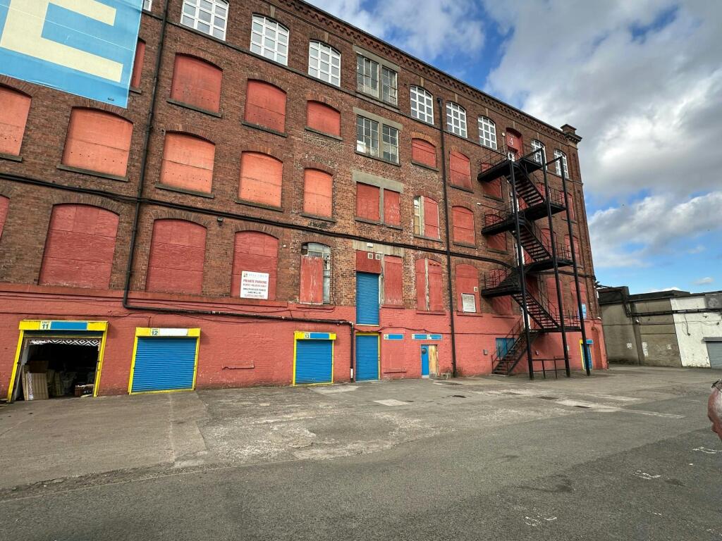 Main image of property: Lairds Complex, 300 Swanston Street, Glasgow, G40 4HW