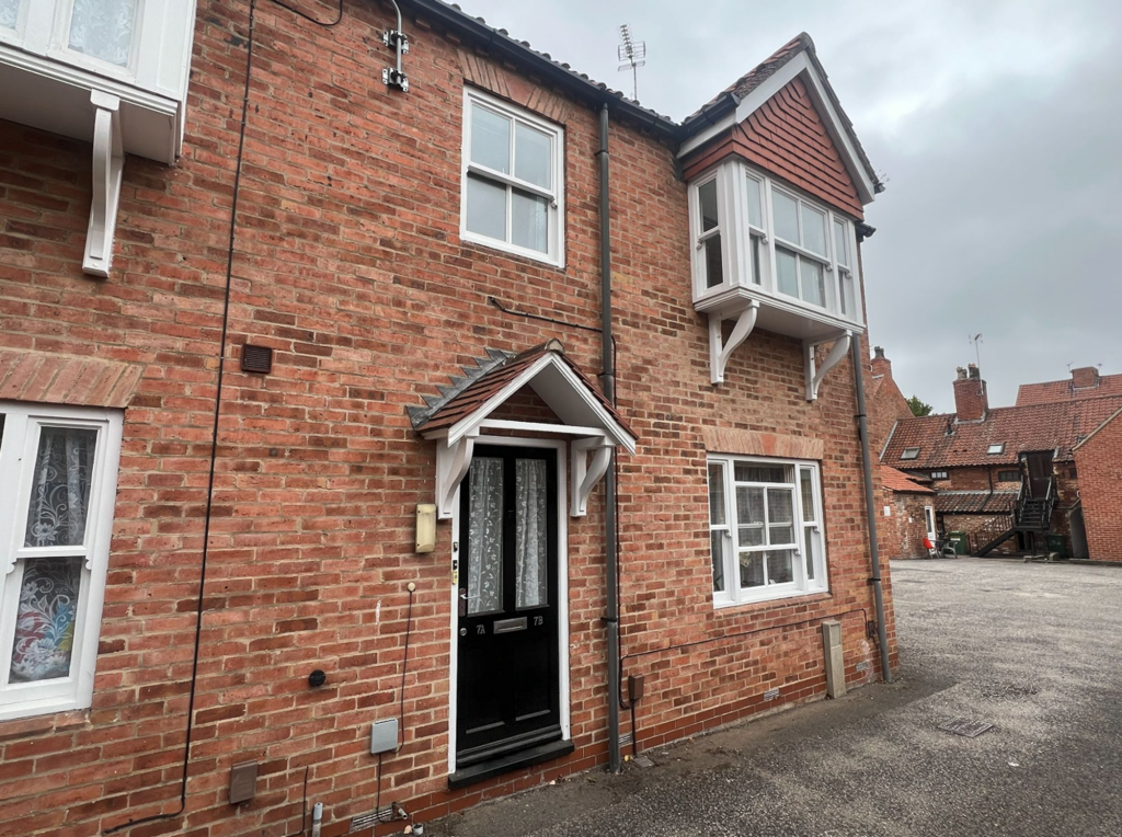 Main image of property: Balderton Gate, St. Marys Court, NG24