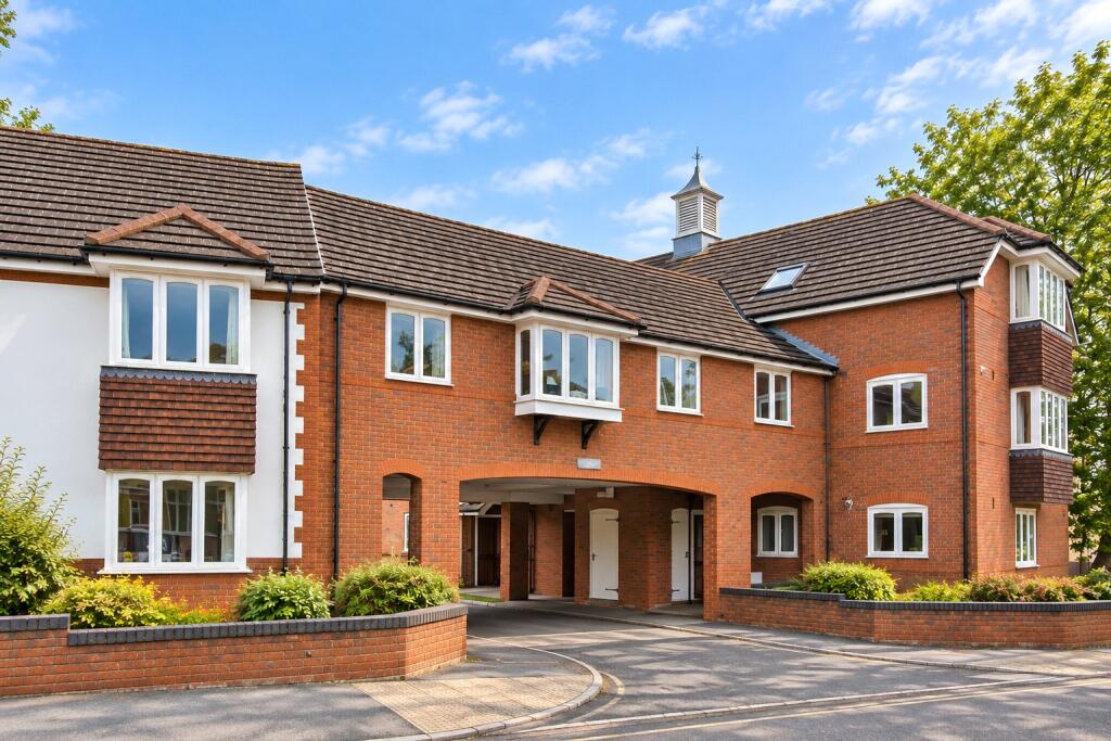 Main image of property: Kingsway, Woking, Surrey, GU21