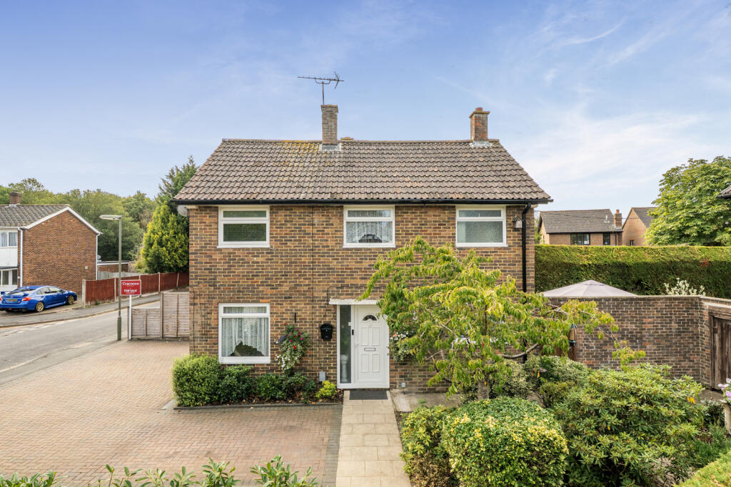 Main image of property: Bonsey Lane, Woking, Surrey, GU22