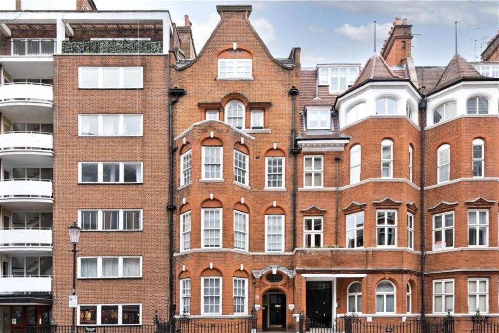 Main image of property: Hans Crescent, Knightsbridge, SW1X