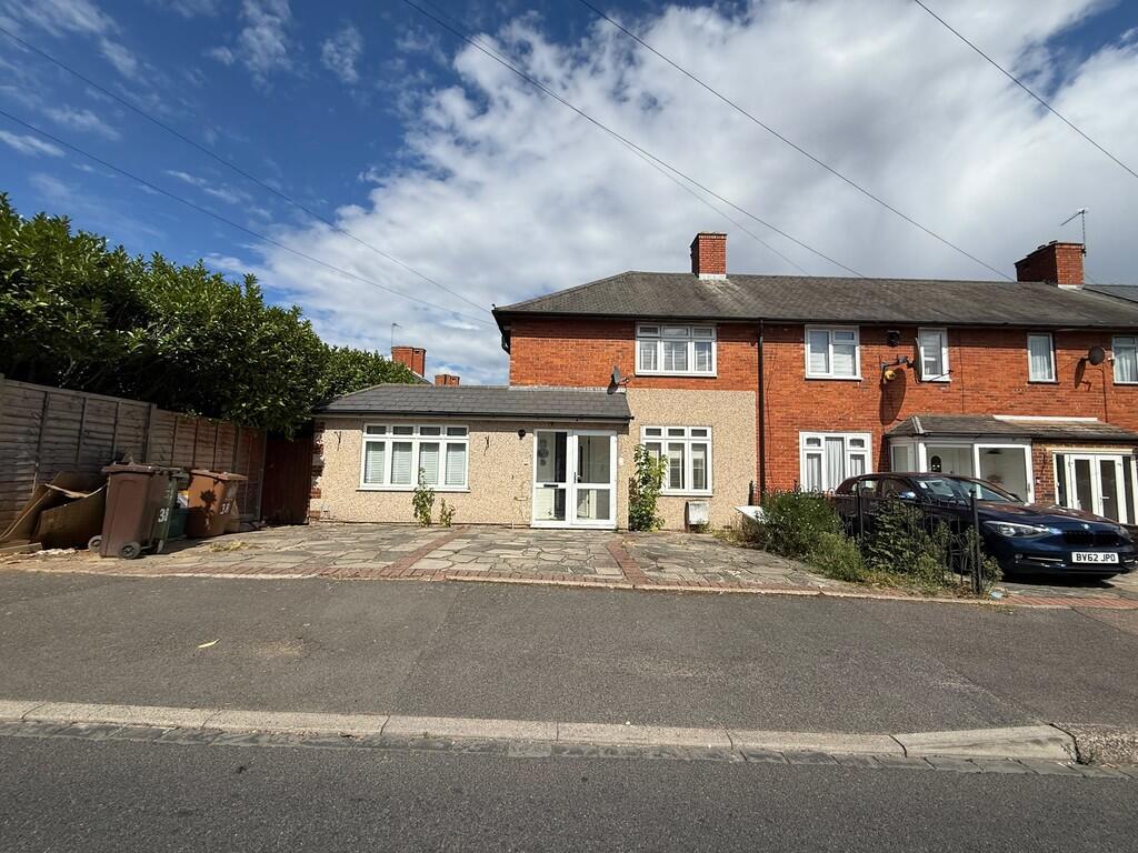 Main image of property: Waltham Road, Carshalton, SM5 1PN