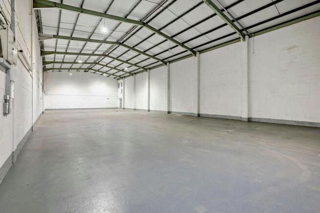 8676130-interior04-800.jpg