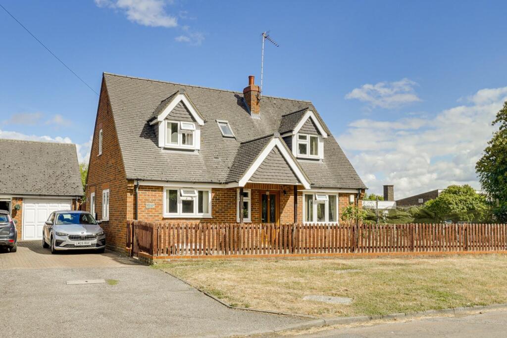 Main image of property: Bragenham Side, Stoke Hammond, Milton Keynes