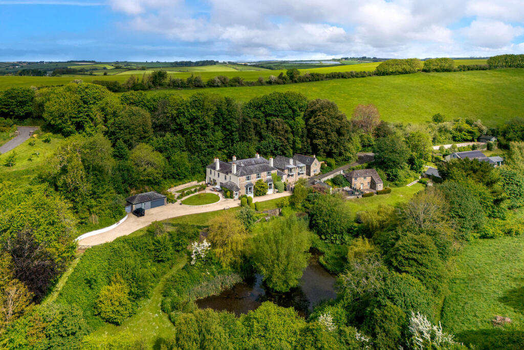 Main image of property: Kingsbridge, Devon, TQ7 2