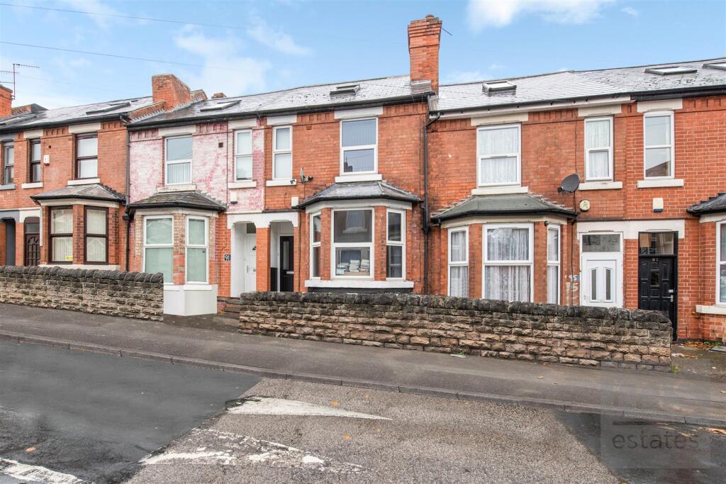 Main image of property: 10.8% Yield Student HMO. Kimbolton Avenue, Lenton, Nottingham