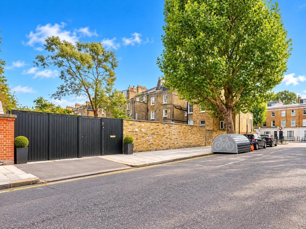 Main image of property: Essendine Road, Maida Vale, London, W9