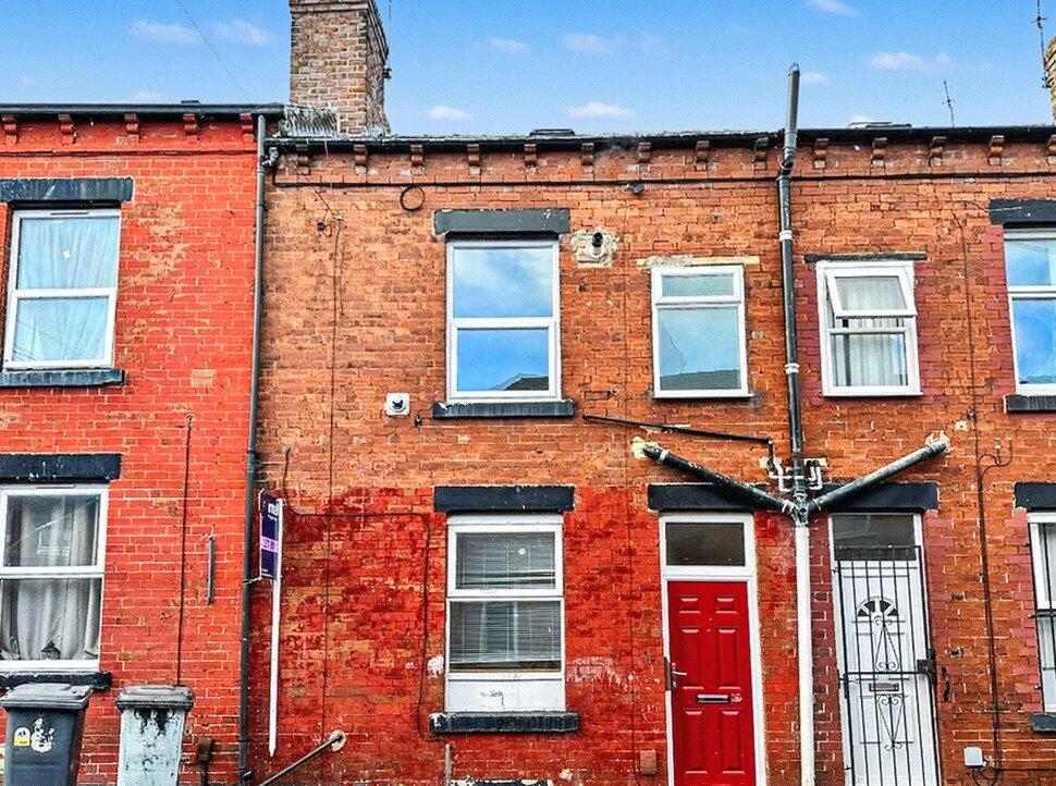 Main image of property: Brompton View, Beeston, Leeds, LS11