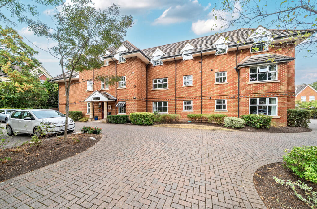 Main image of property: Branksomewood Road, Fleet, Hampshire, GU51