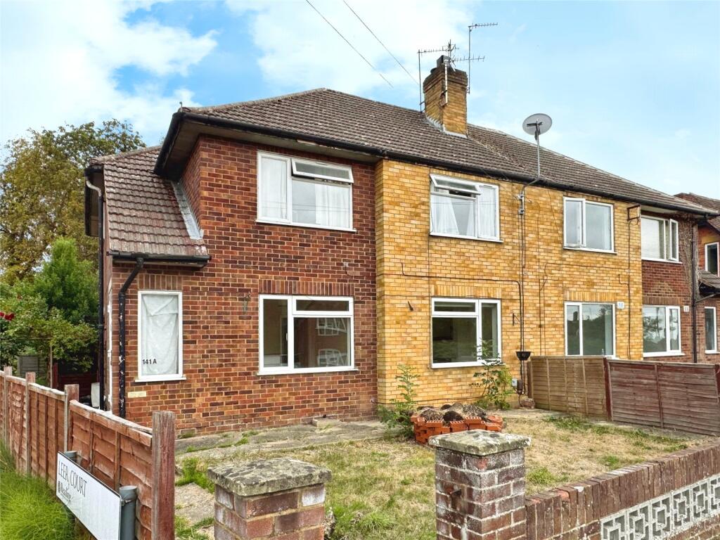 Main image of property: Whitley Wood Road, Reading, Berkshire, RG2