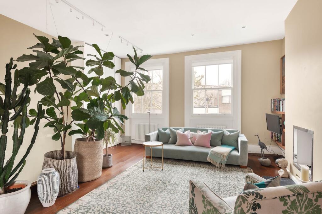 Main image of property: Cornwall Crescent, 
Holland Park, W11