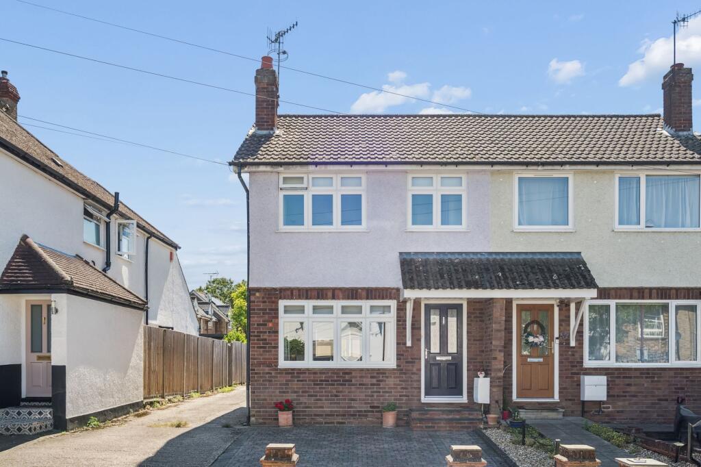 Main image of property: Upper Paddock Road, Oxhey Village, WD19