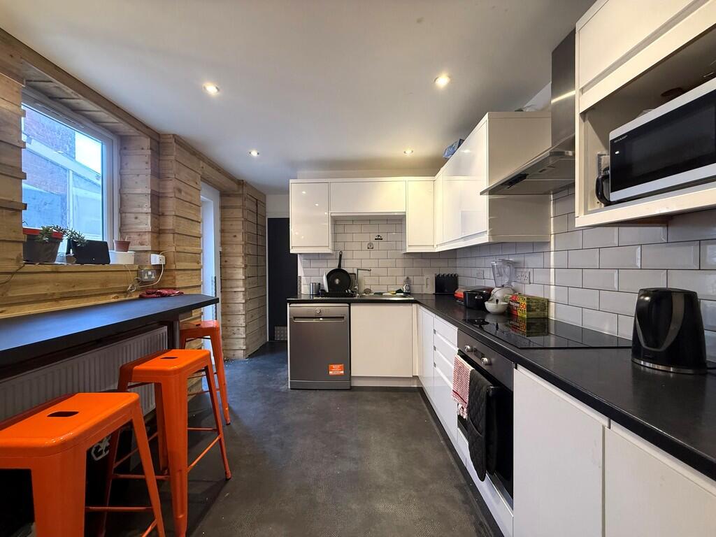 Main image of property: Alphington Road, Exeter
