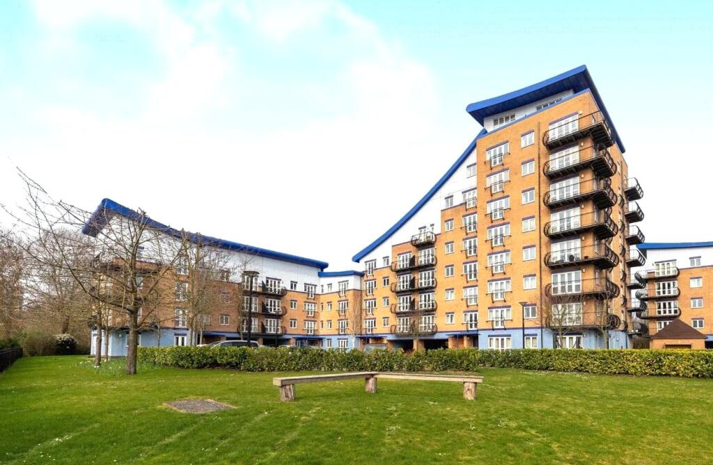Main image of property: Luscinia View, Napier Road, Reading, Berkshire, RG1