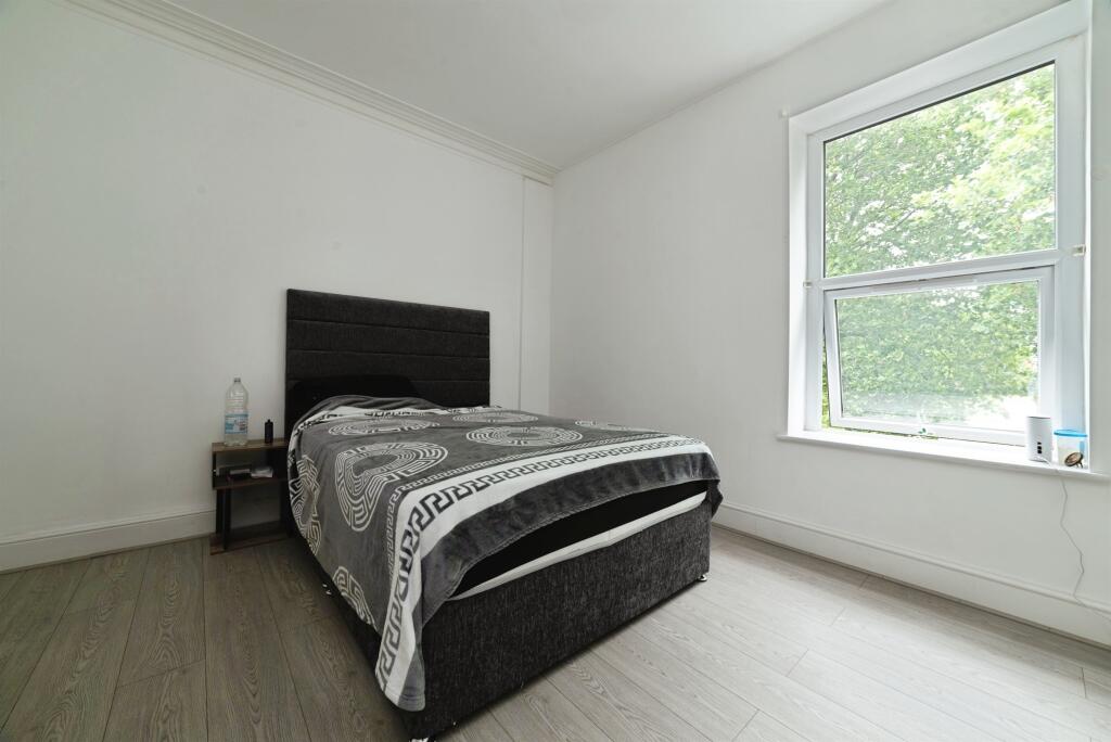 Main image of property: Leonard Street, Hull