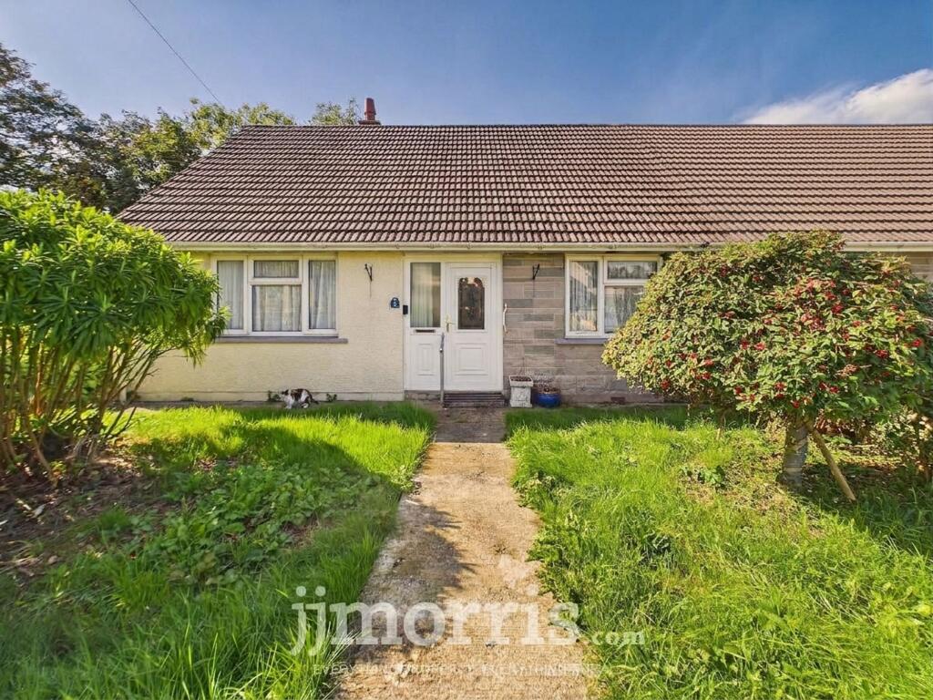 Main image of property: 5 Spring Gardens, Letterston, SA62 5SH