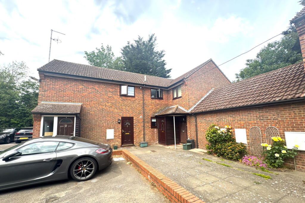 Main image of property: Rowhedge Road, Colchester, CO2 8ER