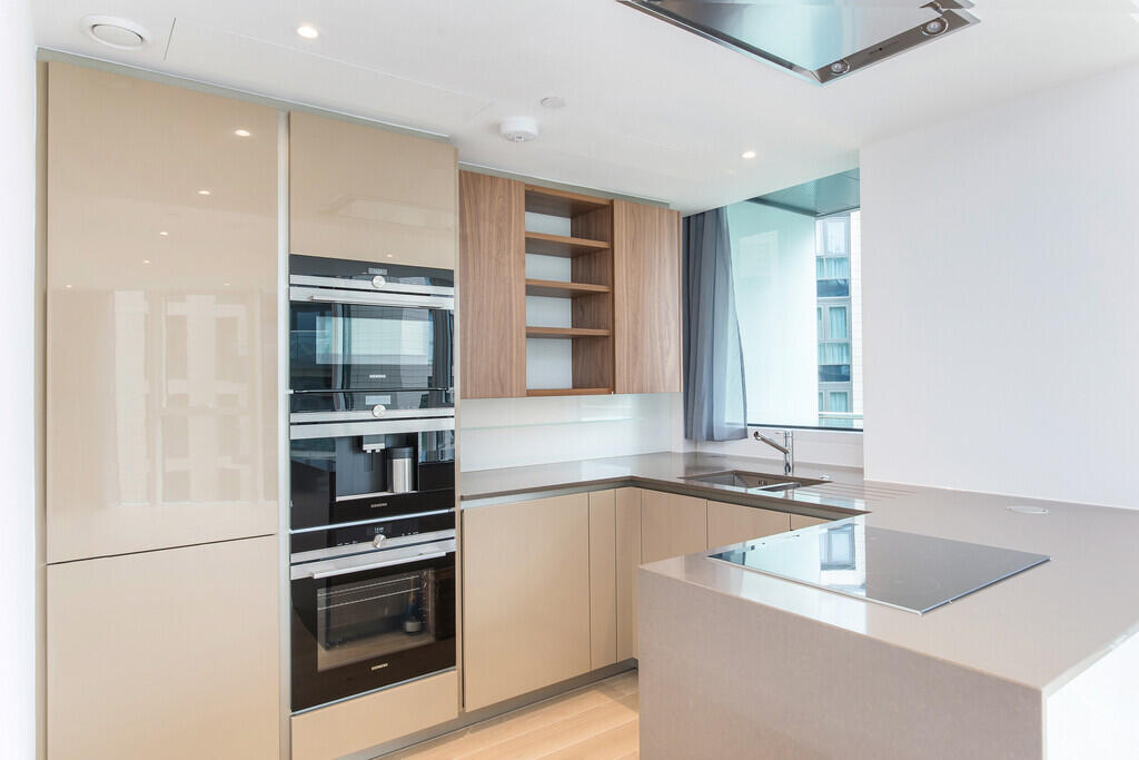 Main image of property: Pinnacle House, Battersea Reach