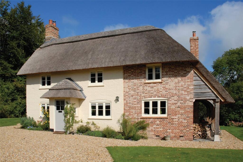 Main image of property: Farringdon, Hampshire, GU34