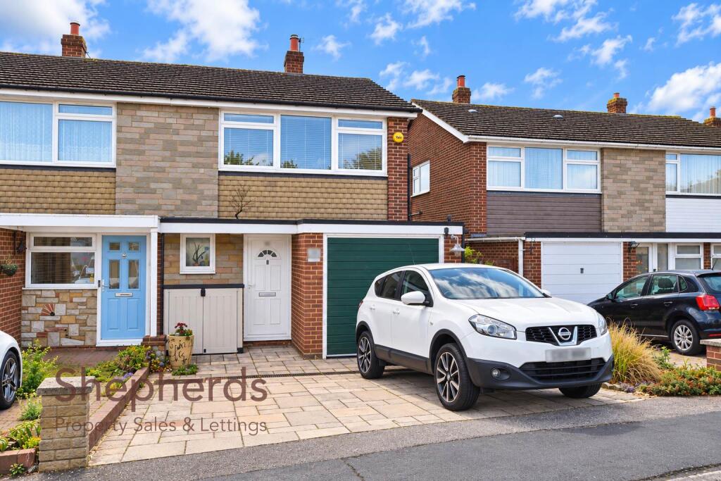Main image of property: Oakdene, Cheshunt, Hertfordshire