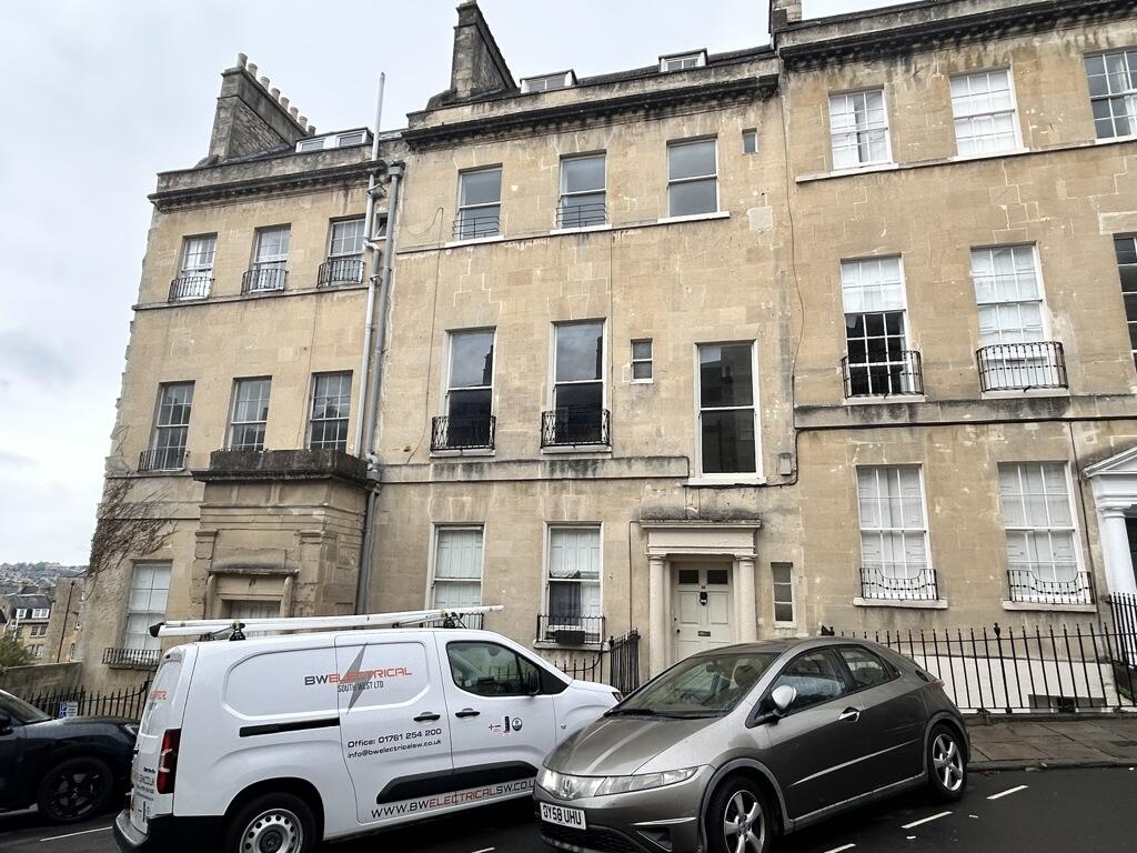 Main image of property: 18 Burlington Street, Bath, Bath And North East Somerset, BA1 2SB