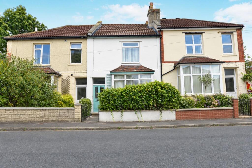Main image of property: Warwick Avenue, Easton, Bristol BS5 0YD