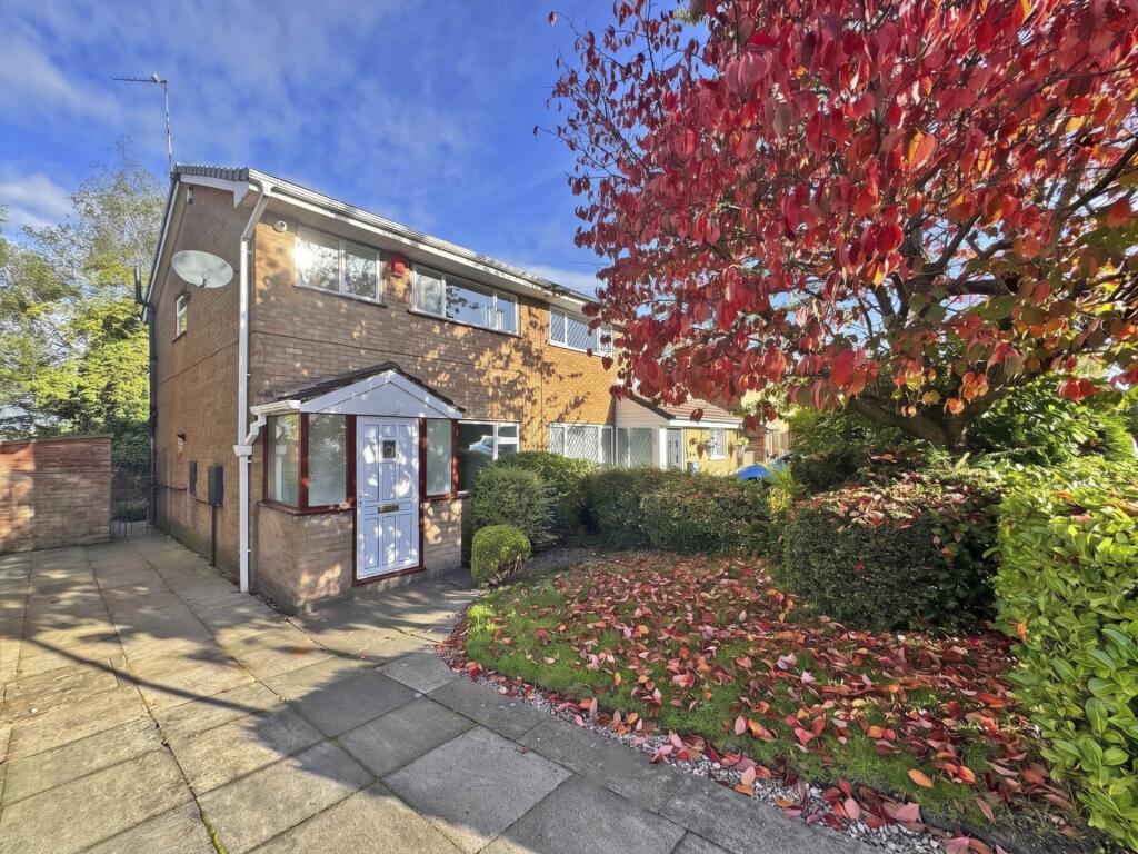 Main image of property: Penthorpe Drive, Heyside, Royton