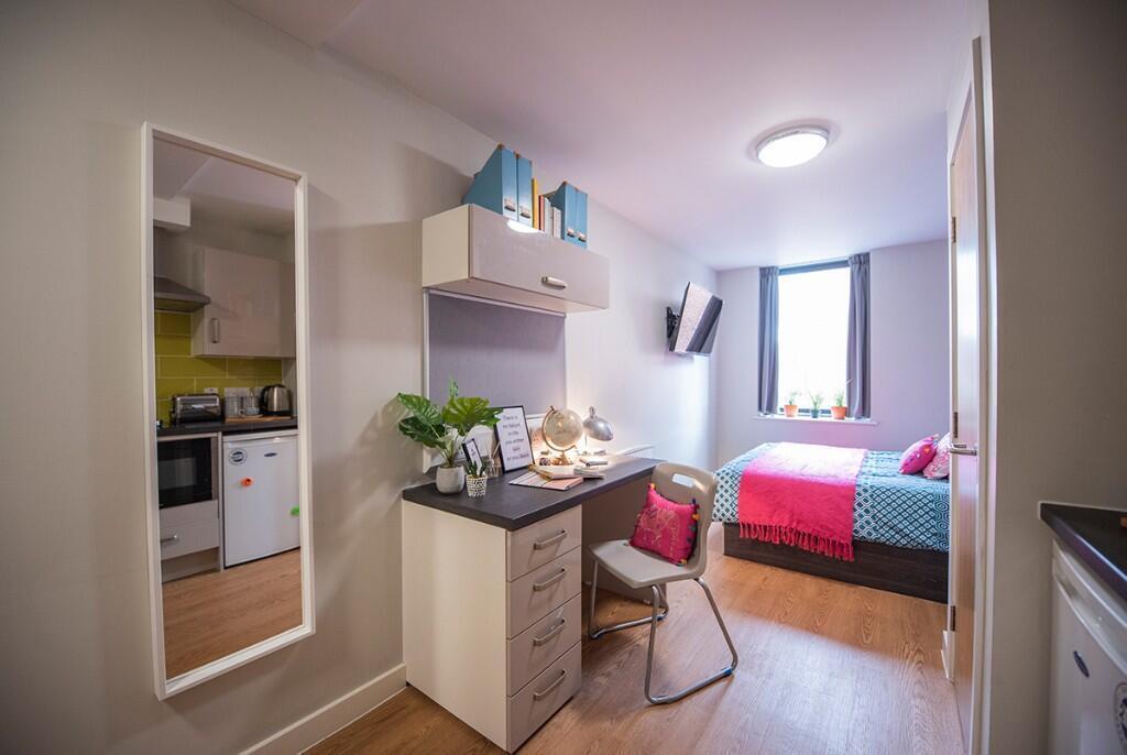 Main image of property: Commonhall Street, Chester, Cheshire, CH1