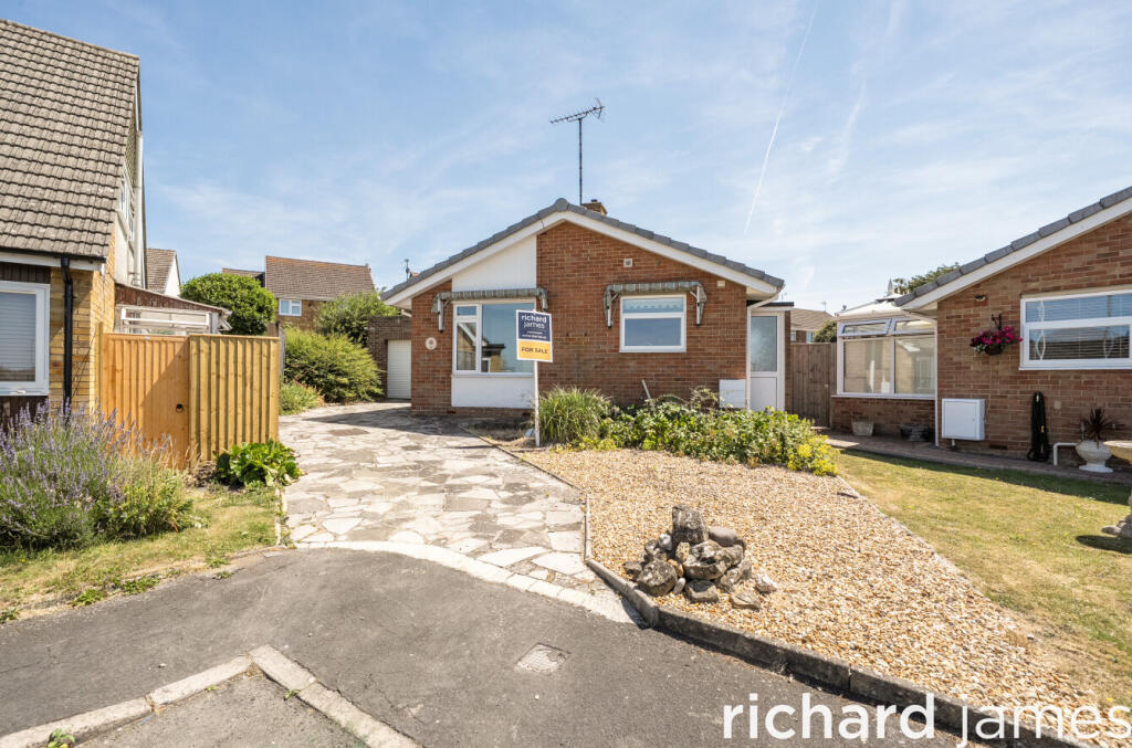 Main image of property: Kennet Road, Wroughton, Swindon, SN4