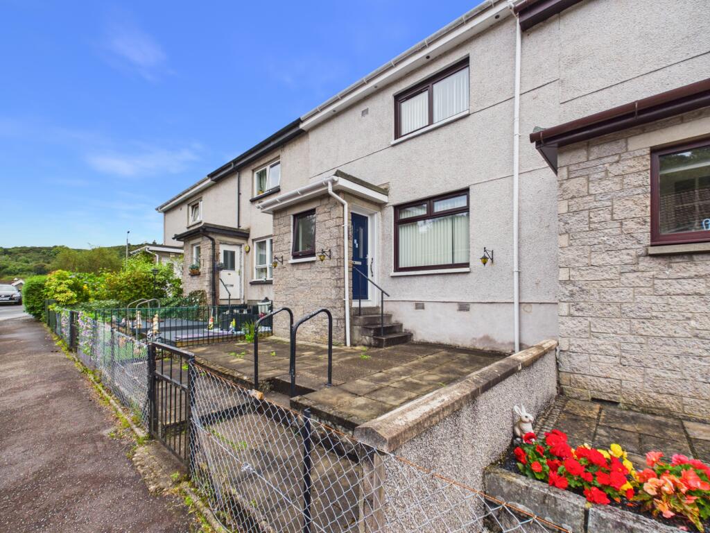 Main image of property: 24 Longsdale Terrace, Oban, PA34 5JS