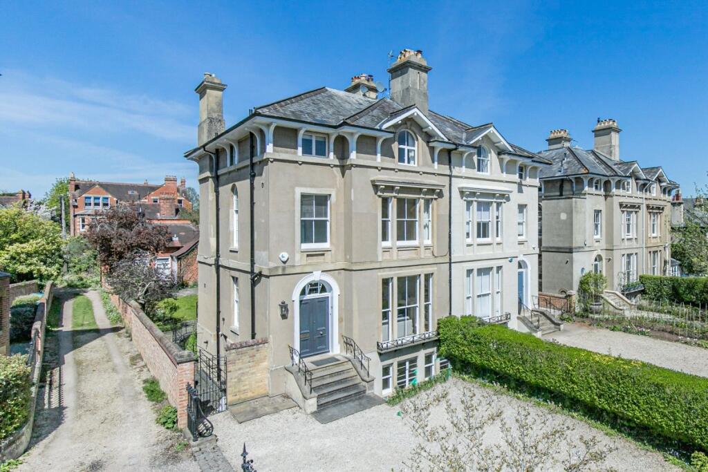 Main image of property: Park Town, Oxford, Oxfordshire, OX2