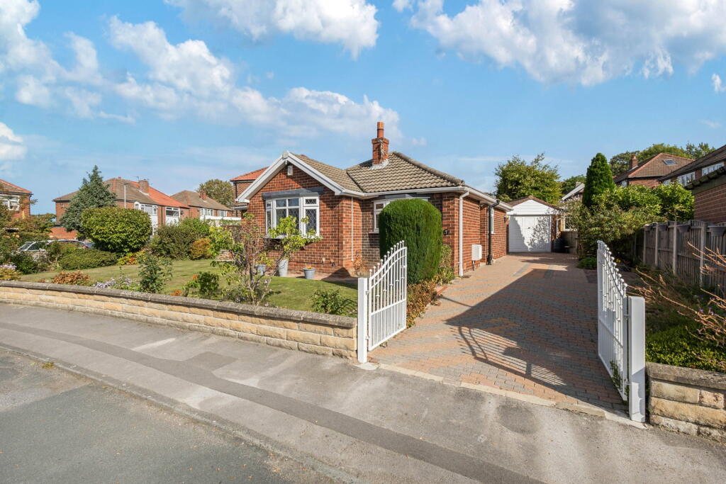 Main image of property: Kingsley Avenue, Crofton, Wakefield, WF4 1RN